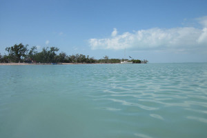 Students will kayak through warm, clear waters in the Florida Keys on “Aspen Castaways”.