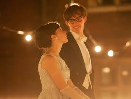Stephen and Jane (played in the film by Eddie Redmayne and Felicity Jones) Dancing beneath the stars.