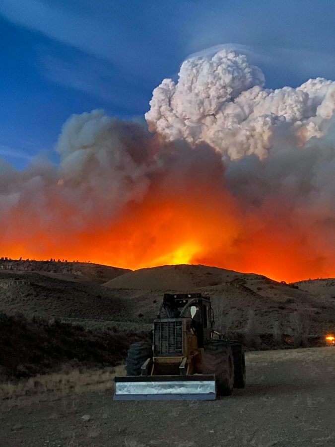 Fires tear across Colorado