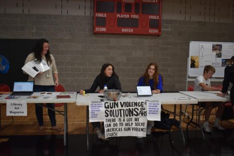 AHS Gun Violence Solutions Club recruits members at the club fair on Sept. 23.
