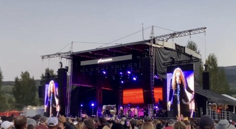 Stevie Nicks preforming at the 2022 JAS concerts.
